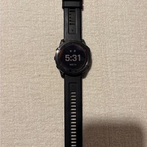Black Smartwatch - Picture 1 of 3